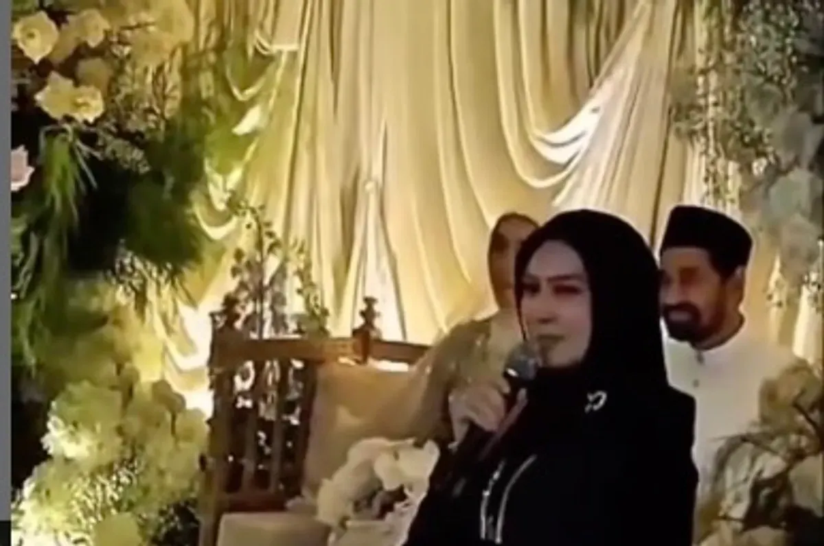 Potongan video diduga Gubernur Aceh Muzakir Manaf alias Mualem menikahi pengusaha cantik di Malaysia. (Asoetanyoeaceh.com/Istimewa)